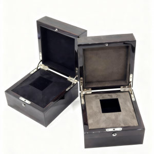 Large wooden display cases, ideal for focal displays in retail counters or jewelry exhibitions.