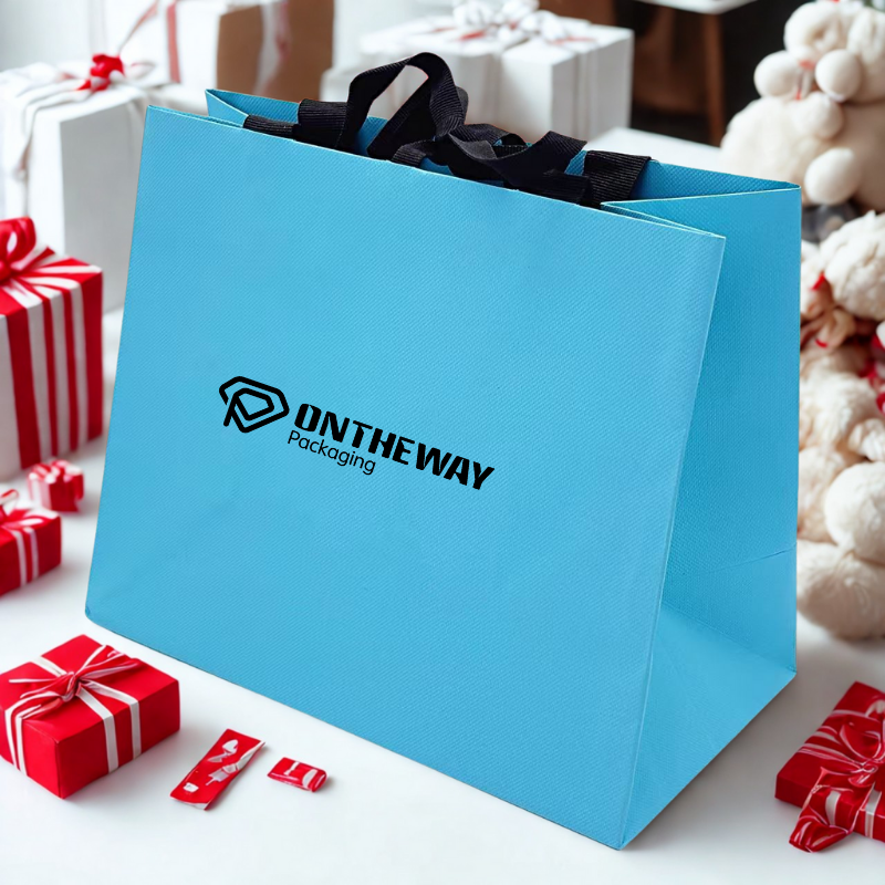 We customize paper bags jewelry in size, color, material, handle type, logo, and more to perfectly match your product and brand positioning.