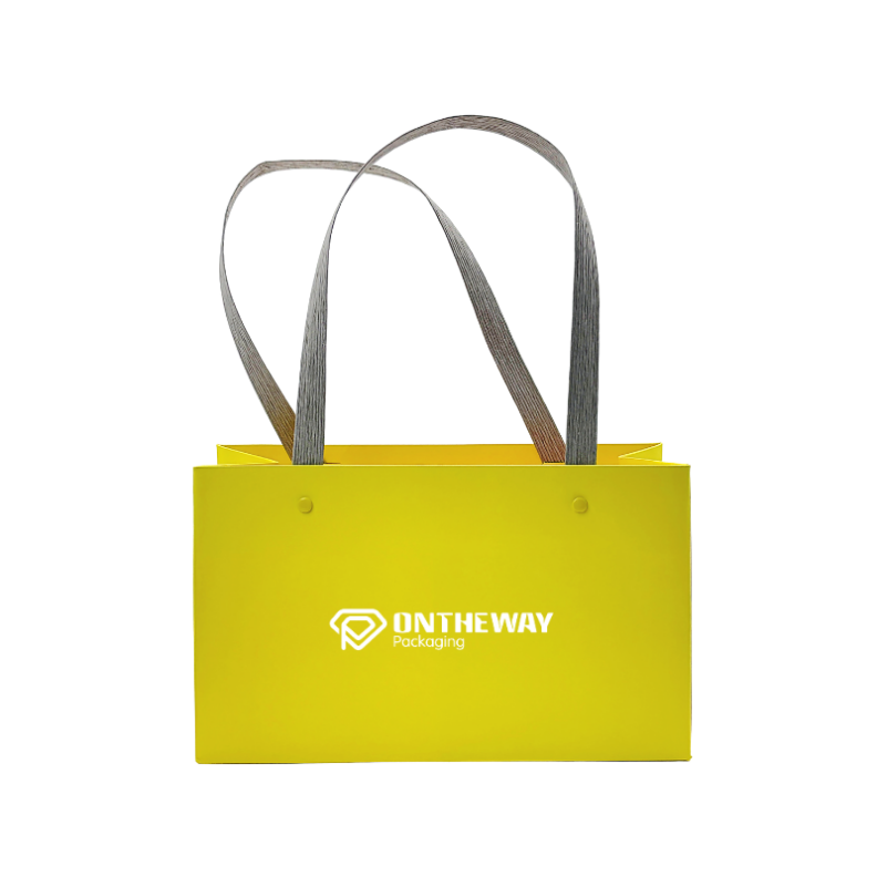https://www.jewelrypackbox.com/paper-bag/